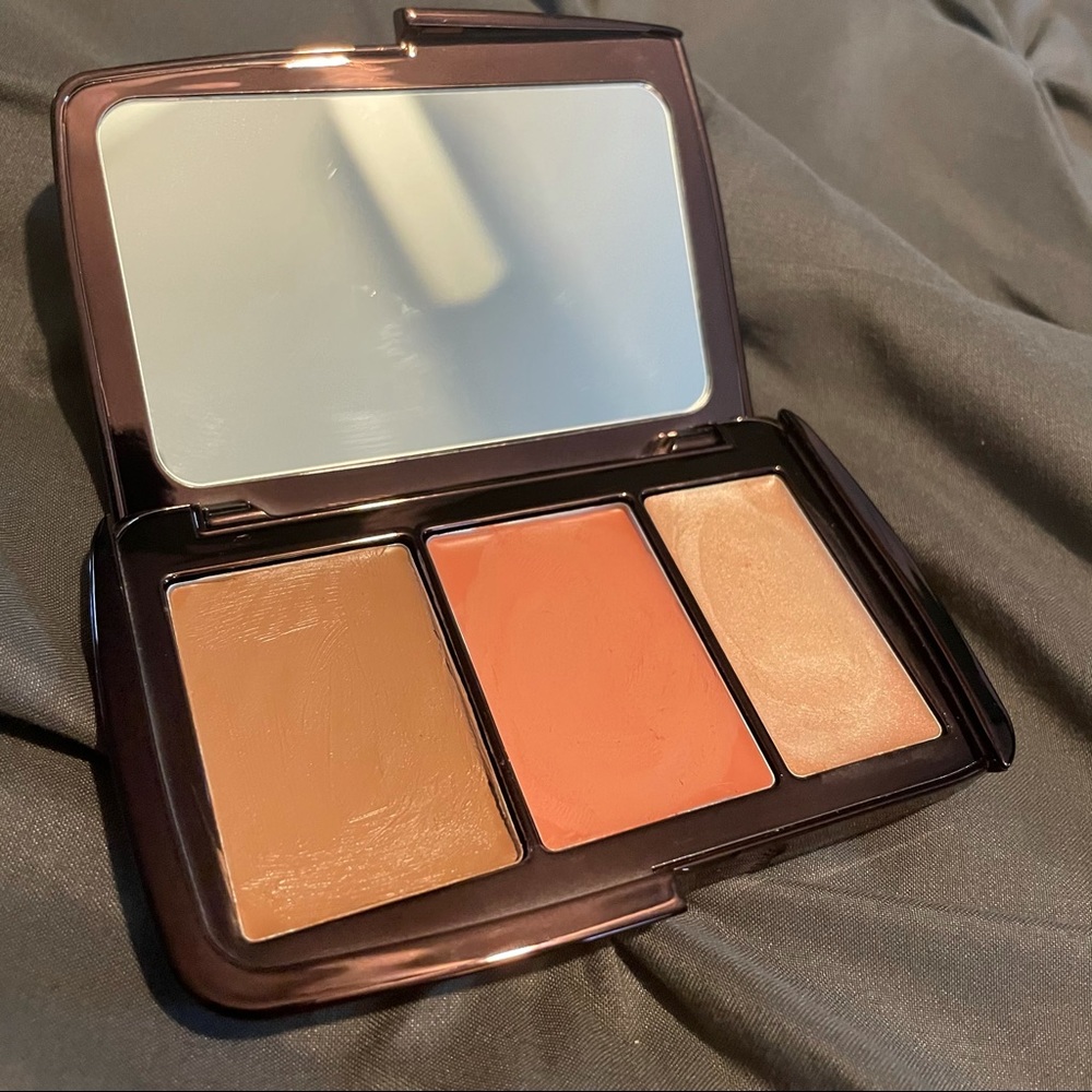 Hourglass Illume Sheer Trio - Sunset color
